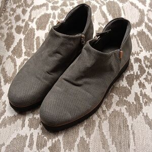 Dr. Scholl's Slip-on Faux Leather Sneaker Gray Shoes Women's Size 7.5M